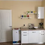 Alb's 2 Apartment *