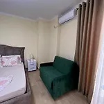 Alb's 2 Apartment *