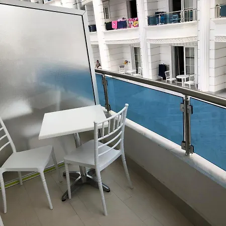 Alb's 2 Appartement Golem (Tirana)