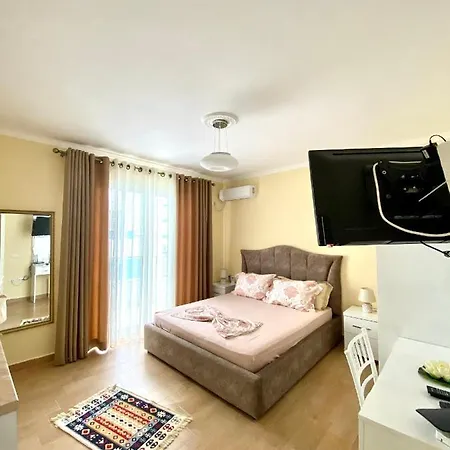 Alb's 2 Appartement Golem (Tirana)