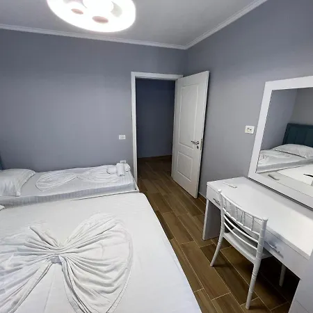 Appartement Alb's 2 *