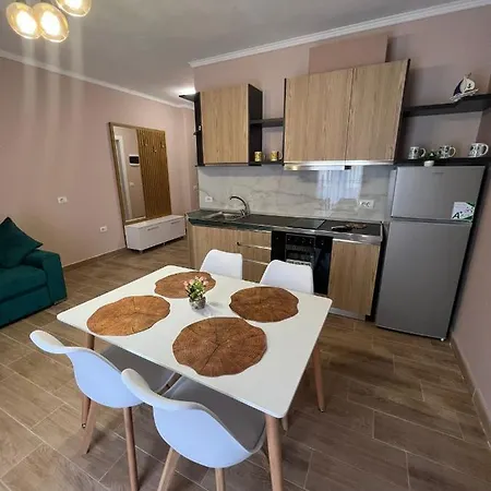 Alb's 2 * Golem (Tirana)