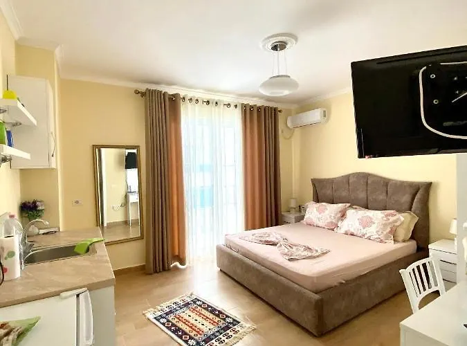 Alb's 2 * Golem (Tirana)