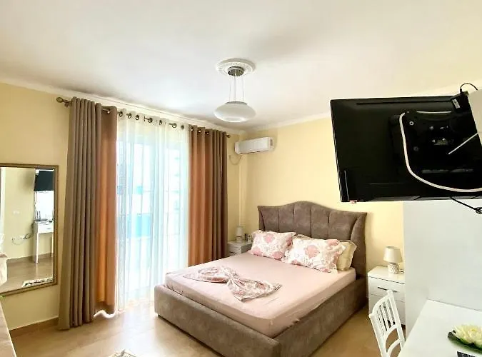 Alb's 2 Apartamento Golem (Tirana)