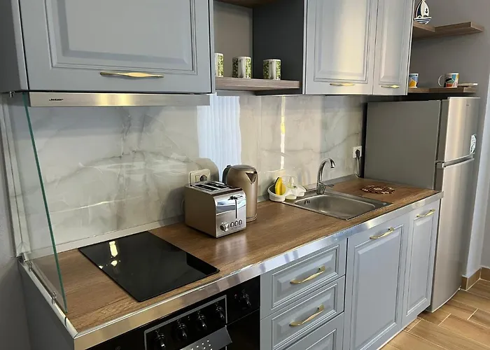 Alb's 2 Golem (Tirana)